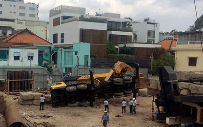 Hé lộ nguyên nhân sập cần cẩu vào trường mầm non