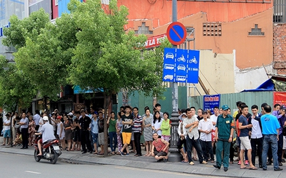 TP.HCM: Hàng ngàn người háo hức chào đón Tổng thống Obama