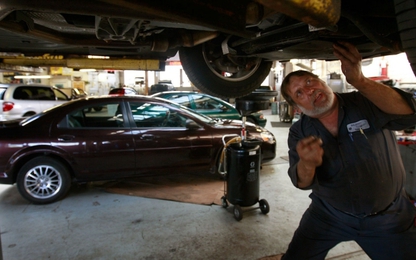 Những bộ phận xe cần bảo trì trước khi đi xa