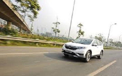 Những quy tắc sống còn người Việt 'bỏ quên' khi lái xe trên cao tốc