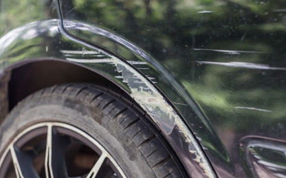 Mẹo xử lý các vết trầy xước xe ngay tại nhà