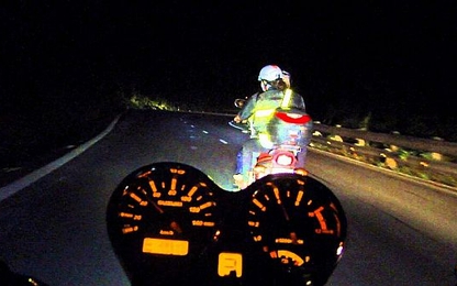 6 điều cần lưu ý khi phượt đêm