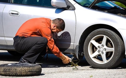 Kỹ năng xử lý sự cố khi lái xe đi chơi Tết 2019