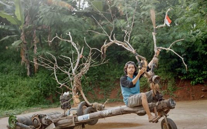 Những người yêu Vespa đến lập dị