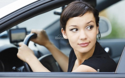 Các cách lùi xe đúng chuẩn không sợ tai nạn