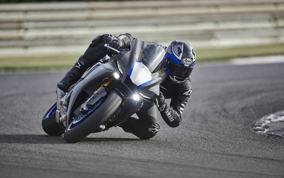 Yamaha YZF-R1 2020 chính thức lộ diện, giống hệt R6