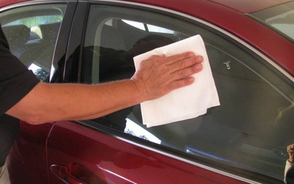 Cách lau chùi dọn dẹp khoang xe ô tô một cách sạch sẽ nhất