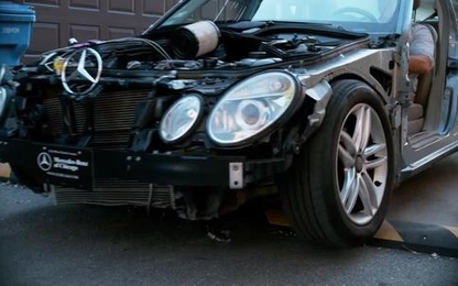 Chuyện gì xảy ra khi ôtô chạy qua 'con lươn' ở tốc độ cao?