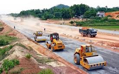 Khác biệt dùng nhựa đường 40/50 KBC Naphthenic làm đường bộ