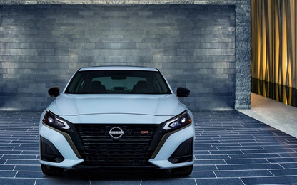 Chi tiết Nissan Altima 2023 vừa ra mắt, cạnh tranh Toyota Camry