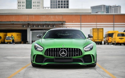 Mercedes-AMG GT R không chính hãng đầu tiên định cư tại Sài Gòn