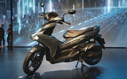 Xe máy cũ tăng giá mạnh vì xe mới khan hàng