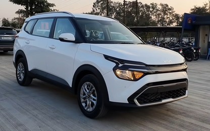KIA Carens 2022 xuất hiện tại Việt Nam, thách thức Toyota Veloz Cross, Mitsubishi Xpander?