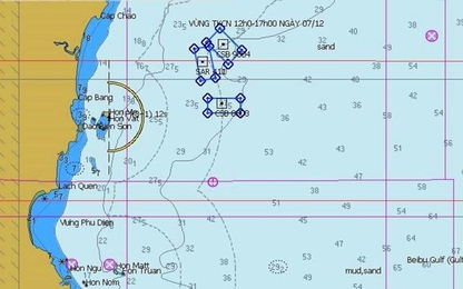 Điều trực thăng Mi17 tìm kiếm các ngư dân mất tích
