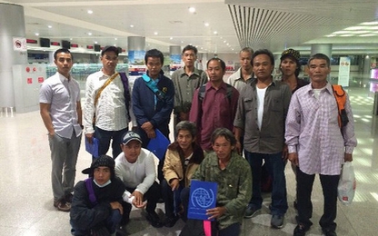 12 ngư dân Tiền Giang gặp nạn ở Thái Bình Dương về nước