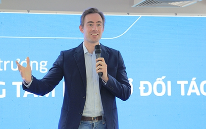 Sếp mới Uber VN không quan tâm phản ứng của taxi truyền thống