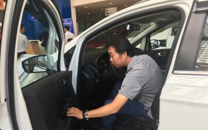 Kinh nghiệm vệ sinh nội thất ô tô cho ngày Tết