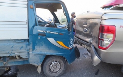 Khoảng cách an toàn tối thiểu giữa 2 xe là bao nhiêu?