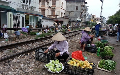 Xử phạt hành vi lấn chiếm hành lang an toàn đường sắt