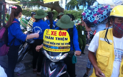 Bến xe Mỹ Đình "đón" sỹ tử chuẩn bị cho kỳ thi THPT Quốc gia