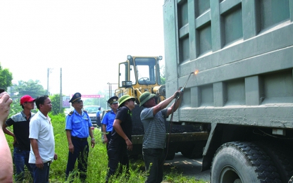 Tiếp tục xử lý xe vi phạm kích cỡ thành thùng