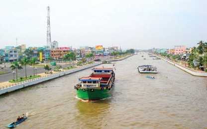 Vận tải thủy nội địa tăng tốc, "chia lửa" áp lực cho đường bộ