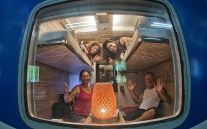 Đường sắt “trải thảm”, nhà đầu tư bắt đầu “để ý”