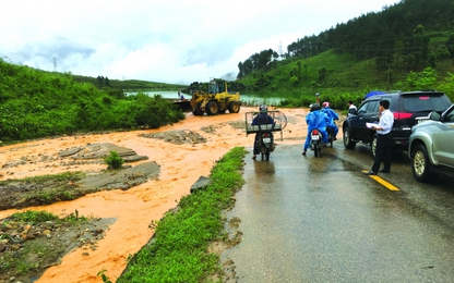Đảm bảo ATGT trong mùa mưa lũ