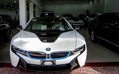 Thêm hai chiếc BMW i8 về Việt Nam