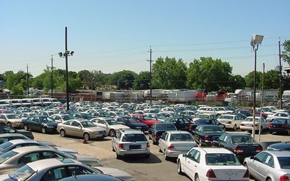 Ôtô cũ giá rẻ: Cẩn thận mua nhầm xe taxi “thải”?