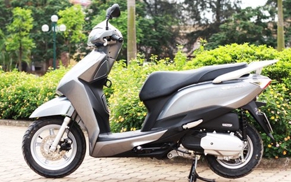 Yamaha Acruzo và Honda Lead - kẻ tám lạng người nửa cân