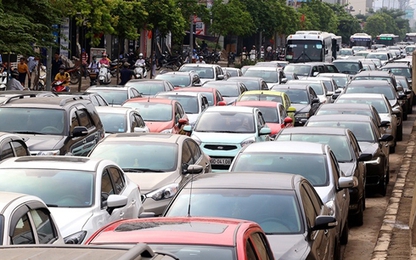 Người dân hiến kế giảm xe cá nhân, phân làn phương tiện theo giờ