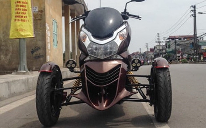 Lạ lẫm Honda PCX độ 3 bánh kiểu Can-Am ở Hà Nội
