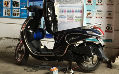 Cách phát hiện ắc quy xe máy đang bị yếu