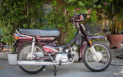 Honda Dream II như "đập hộp" - hàng hiếm tại Hà Nội