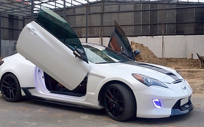 Hyundai Genesis coupe độ cửa cắt kéo của thợ Việt Nam