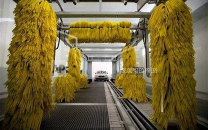 Trạm rửa xe tự động – cơn ác mộng của ôtô tự lái