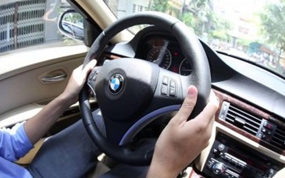 Nguyên nhân tay lái ô tô bị nặng và trả lái chậm