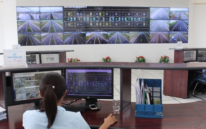 “Mắt thần” giám sát cao tốc