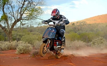 Scooter Vespa Sprint 150 độ “cào cào” độc nhất vô nhị