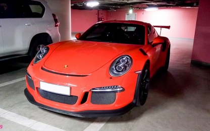 Siêu xe Porsche 911 GT3 RS độc nhất Việt Nam xuống phố