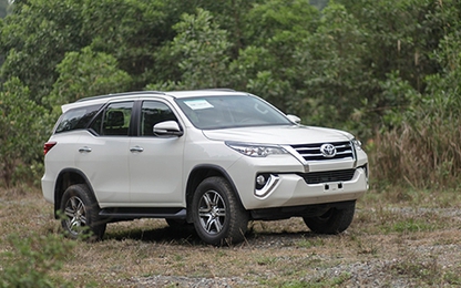 Pajero Sport và Fortuner – cuộc đấu của những kẻ thực dụng