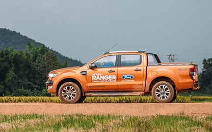 Ford Ranger Wildtrak mới giá 866 triệu đồng tại Việt Nam