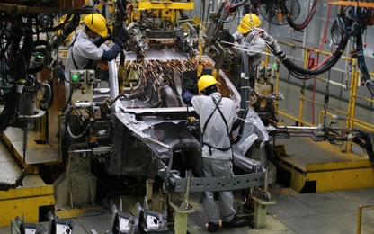 Đừng thả nổi thị trường ô tô thành một sân chơi hỗn loạn