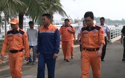 Cứu sống thuyền viên rơi xuống biển, trôi dạt hơn 7 hải lý