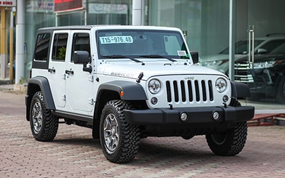 Jeep Wrangler Unlimited 2017 giá 185.000 USD tại Hà Nội