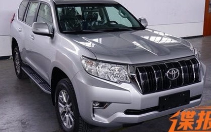 Toyota Land Cruiser Prado 2018 lộ diện trước ngày ra mắt