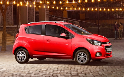 Chevrolet Spark 2018 có giá từ 299 triệu đồng tại Việt Nam