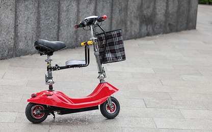 Sakura Mini e-Scooter - xe điện lạ giá 3,5 triệu tại Việt Nam