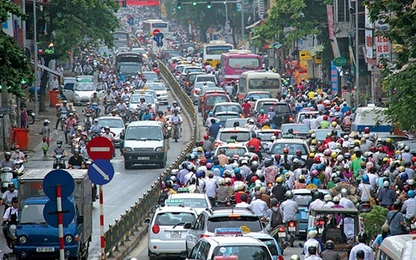 Người dân có thể nộp phí trước bạ ô tô xe máy ngay tại nhà